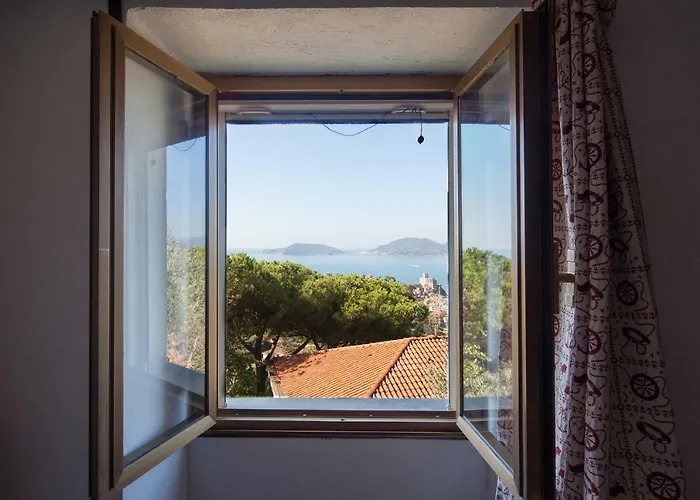 2 Parking - Lerici Center & Home - Rustegu Duze Apartmán